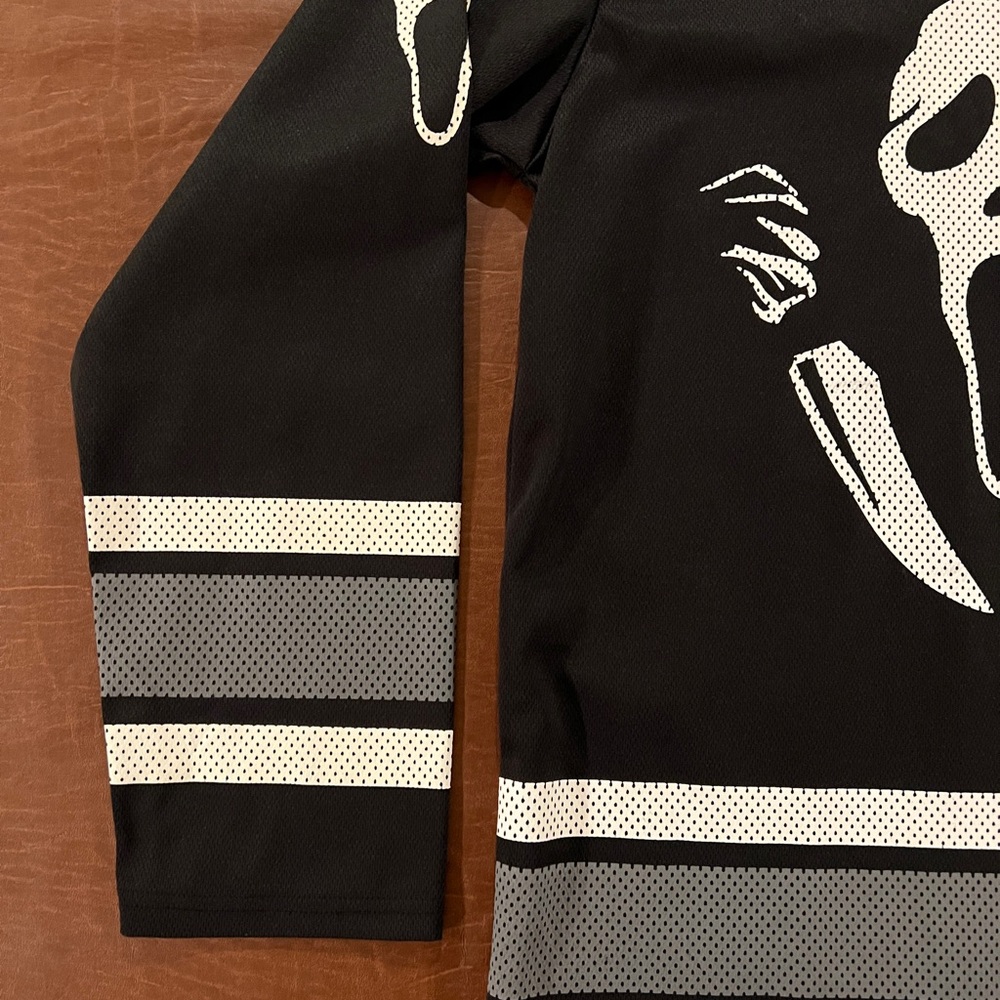 Scream Ghost Face Jersey - Size Small - image 6